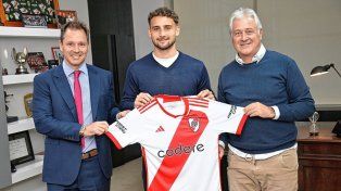 River Plate presentó a Sebastián Boselli.