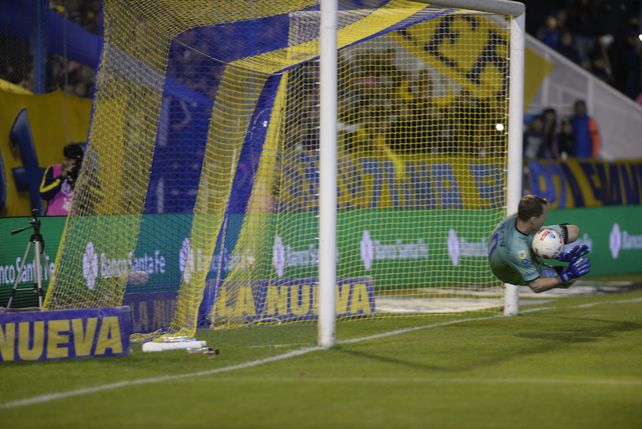 Central ganó de la mano de Pirulo y gracias a un gol de penal de Servio