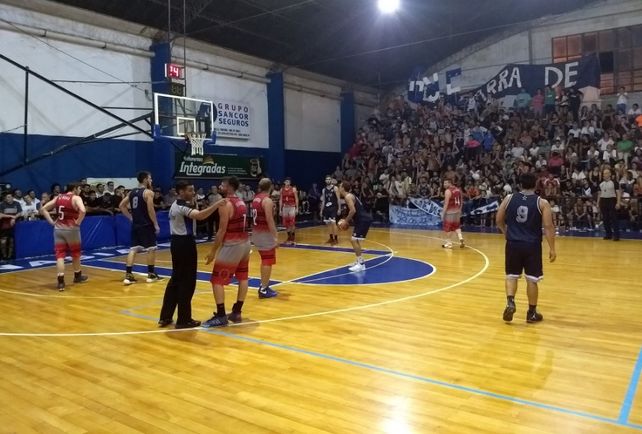 GyE A y Rivadavia A definen el campeón del Oficial