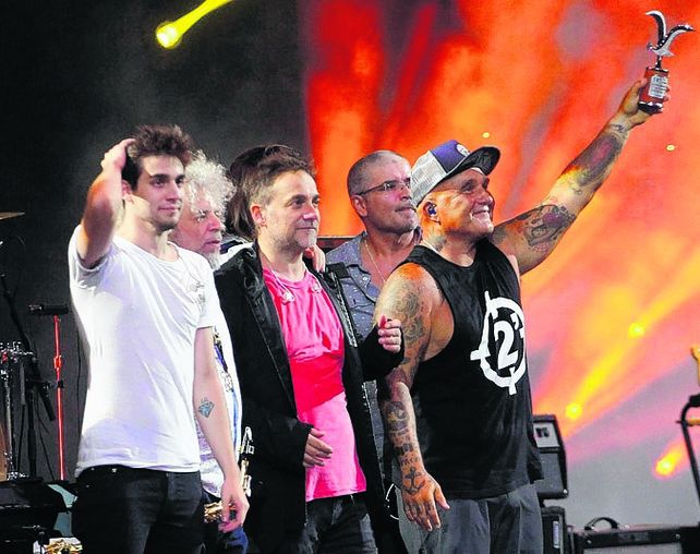 Un debut exitoso para el grupo de rock argentino.