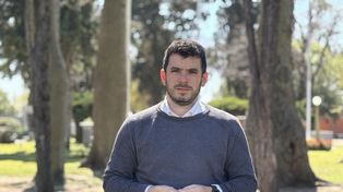 Tras difundirse las imágenes captadas por las cámaras de seguridad, Chiarella cuestionó con dureza la conducta del motociclista y advirtió sobre las consecuencias que este tipo de maniobras pueden generar.&nbsp;