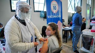 La campaña de vacunación contra el coronavirus en Rosario y la provincia de Santa Fe avanza a buen ritmo.
