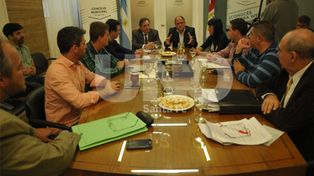 El descanso dominical sigue trabado en el Concejo Municipal