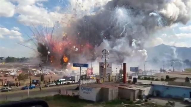 La tráfica explosión se registró en el municipio mexicano de Tultepec.