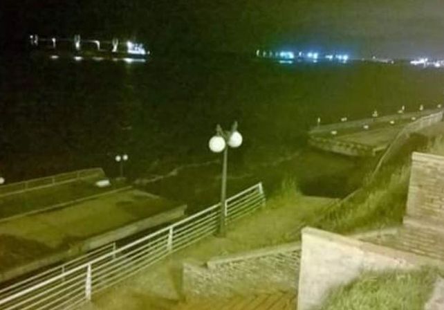 Impresionante video captó el momento exacto del derrumbe del Paseo de la Libertad de San Lorenzo
