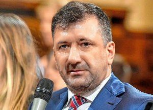 Edgardo Kueider impulsa una Bicameral del Sistema de Energía Eléctrica
