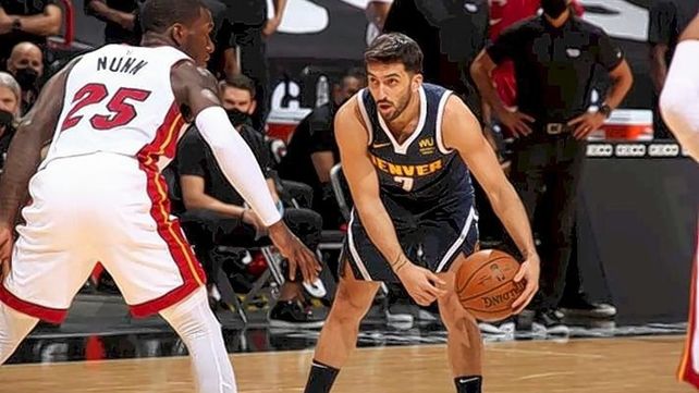 Facundo Campazzo no sumó puntos en la victoria de Denver Nuggets sobre Miami Heat.&nbsp;