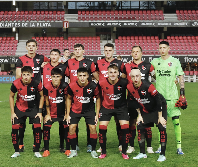 La reserva de Newells ganó por penales a Estudiantes y está en semifinales.