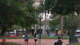 En la plaza Constituyentes, para los vecinos de la zona, “falta presencia policial”