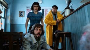 Martín Piroyansky, Sofi Morandi y Nachito Saralegui en la segunda temporada de la serie Porno y helado, que se estrena este viernes en Prime Video