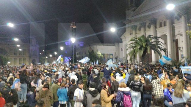 Euforia en las calles: Paraná festejó la Copa América