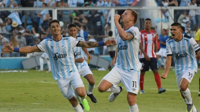 El Decano tucumano se metió en la fase de grupos