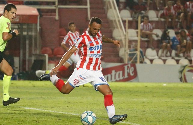 El volante Sebastián Assis habló de su deseo de ser titular en Unión.