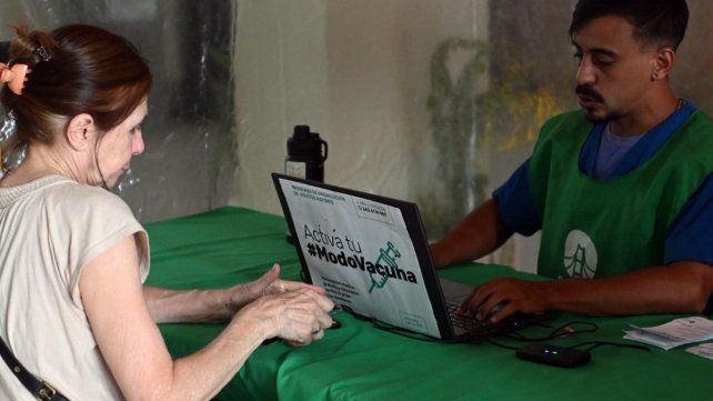 La campaña de vacunación continúa en la ciudad de Santa Fe