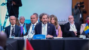 El canciller Santiago Cafiero en reunión de CELAC.