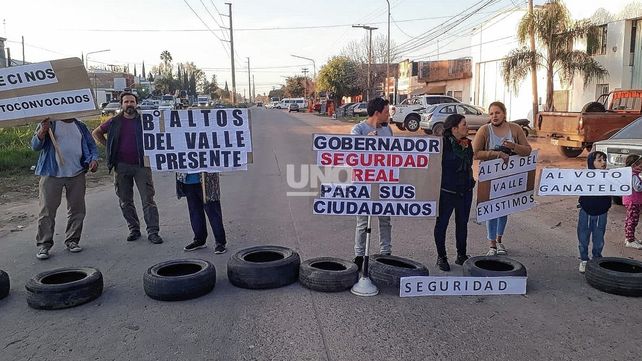 Vecinos de barrio Altos del Valle salieron a las calles a pedir mayor seguridad.&nbsp;