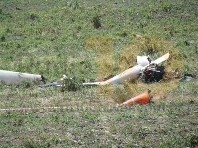 El planeador se estrelló en un campo de Bolívar y el piloto falleció en el acto.