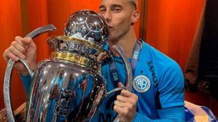 Le robaron la medalla de campeón al defensor de Belgrano Leonardo Morales