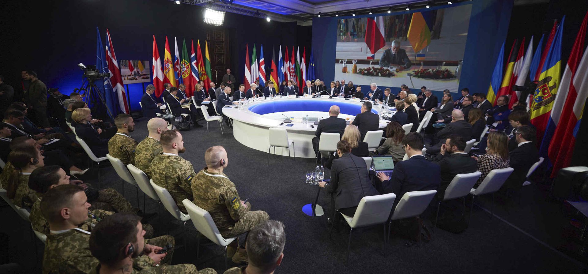 Líderes europeos asisten a la cumbre de Apoyo a Ucrania en Kiev, Ucrania, a tres años de la invasión rusa, el lunes 24 de febrero de 2025. (Oficina de Prensa Presidencial de Ucrania vía AP) Líderes europeos asisten a la cumbre de Apoyo a Ucrania en Kiev, Ucrania, a tres años de la invasión rusa, el lunes 24 de febrero de 2025. (Oficina de Prensa Presidencial de Ucrania vía AP)