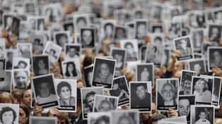 Con Milei presente, la AMIA volvió a exigir avances en la causa por el atentado: Está adormecida o cajoneada