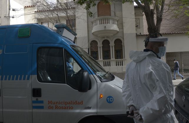 Comenzarán a diagnosticar sin hisopado a contactos estrechos de un caso confirmado