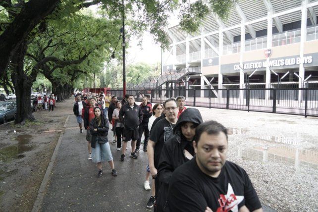 Arrancaron las elecciones en Newell's para renovación de autoridades.