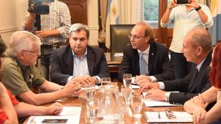 ATE exige una mejora de la propuesta salarial y amenaza con medidas de fuerza