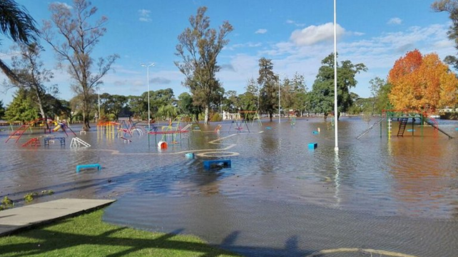 En Concordia el agua sigue subiendo: imágenes aéreas de la inundación