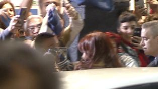 Cuando vi las filmaciones realmente me impactaron, me pusieron muy triste, le comentó Cristina a sus allegados.&nbsp;