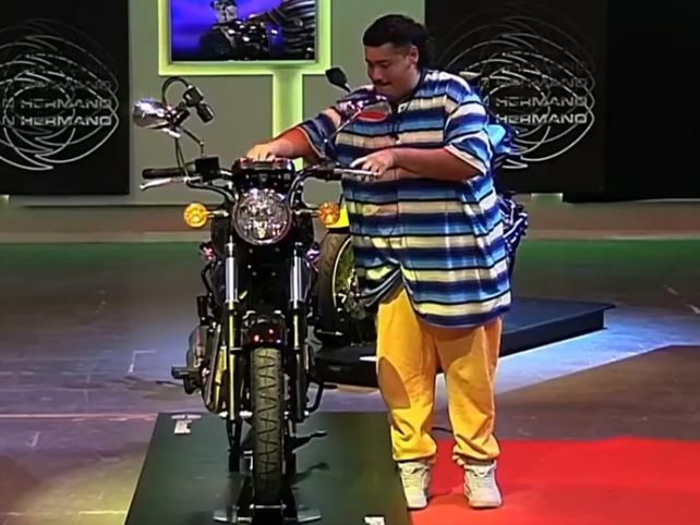 Gran Hermano: Manzan se ganó una moto 0 km y le agradeció a Boca