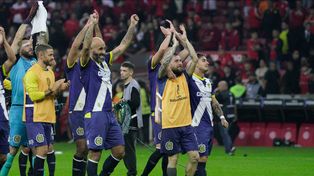 Los jugadores de Central celebran en el Beira-Rio. Ahora a pensar en Fortaleza y en el clásico.