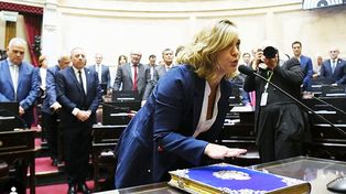 Por el fortalecimiento de las instituciones de la república para construir justicia social: ¡sí, juro!”, expresó la legisladora entrerriana Stefanía Cora&nbsp;