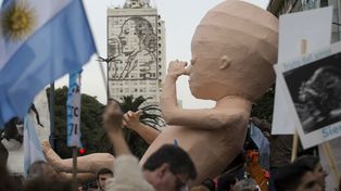 Miles de personas marcharon contra el aborto por el centro porteño