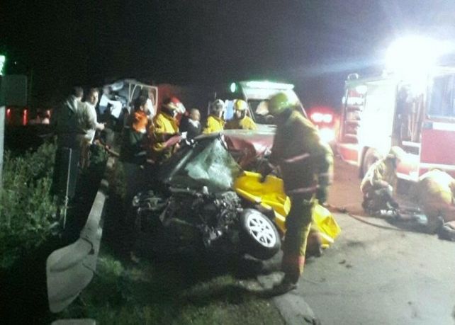 Las huellas del tremendo accidente en la Ruta 33