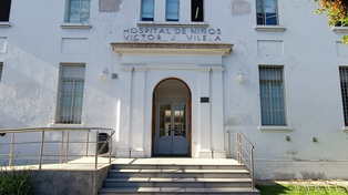 Cómo sigue el nene que cayó de un tercer piso en barrio Ludueña: el parte de salud