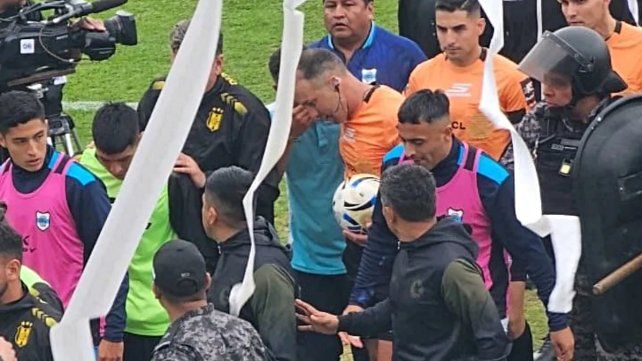 Desestimaron la denuncia del árbitro del partido de Deportivo Madryn en cuartos de final