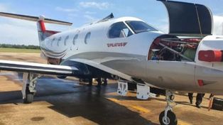 Hallaron casi 500 mil dólares escondidos en los asientos de un avión privado en Misiones