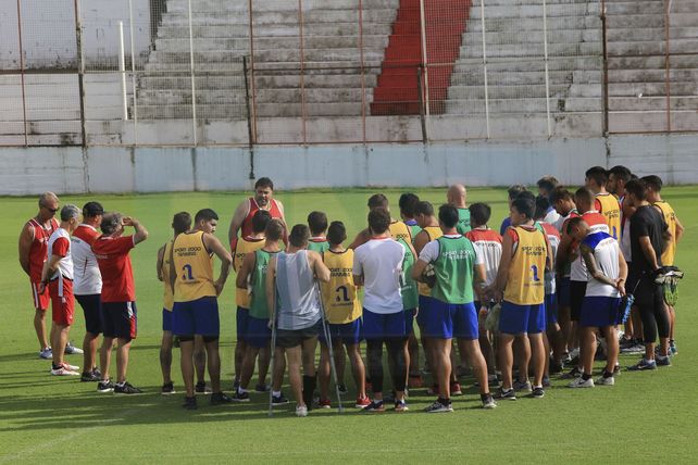 Pancaldo asumió su segundo ciclo en Atlético Paraná