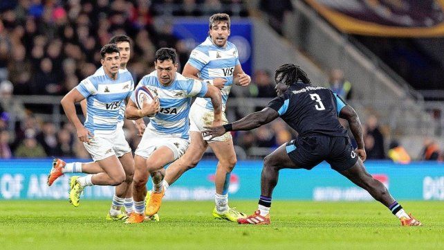 Los Pumas perdieron 27-23 ante Inglaterra