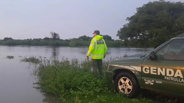 Hay más de 400 evacuados por inundaciones en Corrientes. En San Luis del Palmar cayeron más de 400 mm en pocas horas. Monitorean crecidad del Uruguay y Paraná&nbsp;
