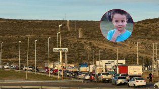 Personal de Policía Federal realiza un operativo cerrojo en Comodoro Rivadavia ante un posible testigo que afirmó haber visto a Loan Peña