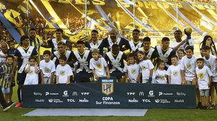 El colombiano Campaz fue una tromba en el triunfazo de Central ante River