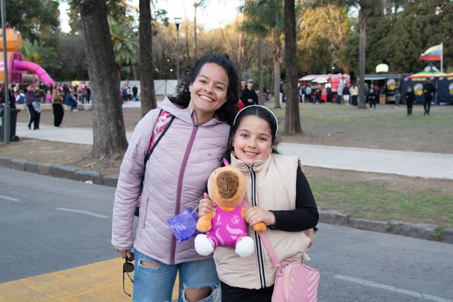 Sofía Pacerini y Bianca Obregón