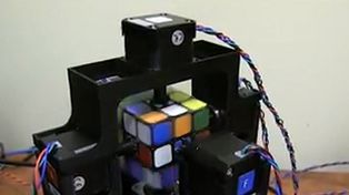 Una máquina inteligente resuelve el misterio del Cubo Mágico en un segundo