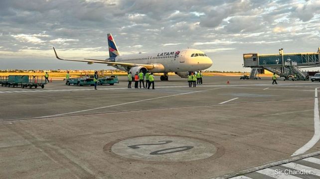 Latam opera desde el aeropuerto de Rosario un vuelo a Lima