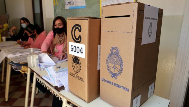 La fecha de las elecciones en Santa Fe habilita distintas interpretaciones en los diversos espacios políticos.&nbsp;