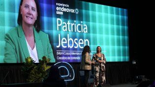 Patricia Jebsen: Decirle a un joven que trabaje 30 años en un lugar a cambio de un reloj de oro es proponerle una cárcel