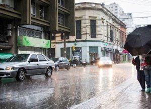 Prevención por El Niño: Pullaro reúne en Santa Fe a los intendentes del centro-norte para mitigar lluvias intensas a fin de año