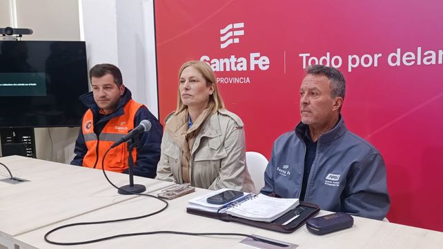 Tras el temporal, mejora la situación en rutas mientras monitorean el Carcarañá y arroyos