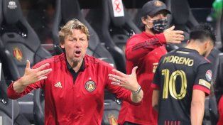 Gabriel Heinze ya puso manos a la obra como entrenador de Newells.